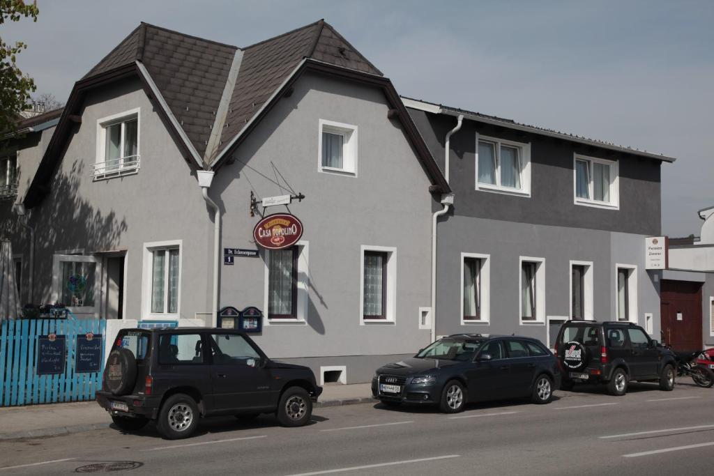 Pension Casa Topolino วีเนอร์นอยชตัดท์ ภายนอก รูปภาพ