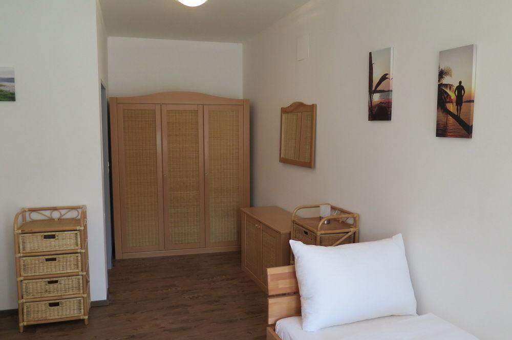 Pension Casa Topolino วีเนอร์นอยชตัดท์ ภายนอก รูปภาพ