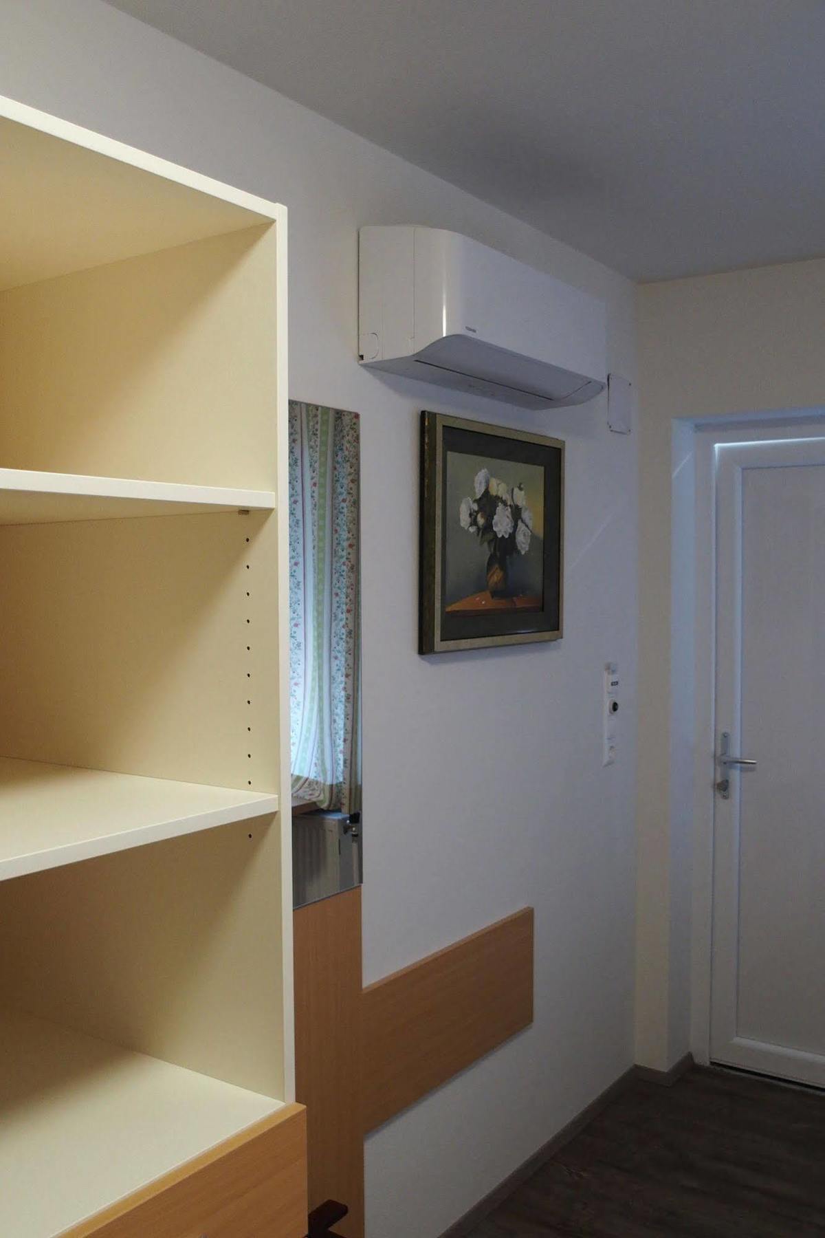 Pension Casa Topolino วีเนอร์นอยชตัดท์ ภายนอก รูปภาพ
